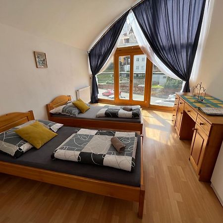 Apartman S Vyhledem Na Zamek I 빔페르크 외부 사진
